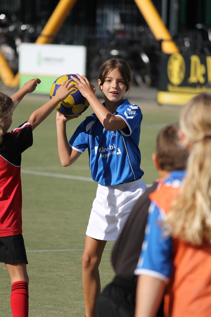 Wedstrijd 1 E2 109.JPG